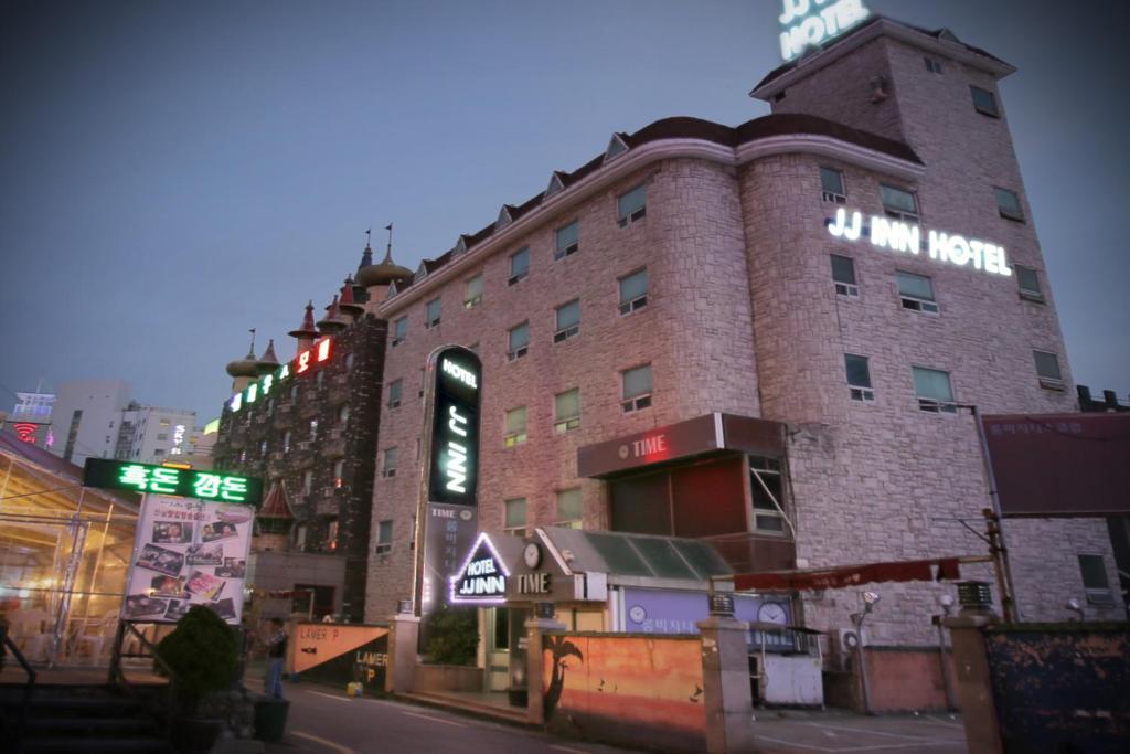 Jj Inn Ciudad Metropolitana de Ciudad Metropolitana de Busan Exterior foto